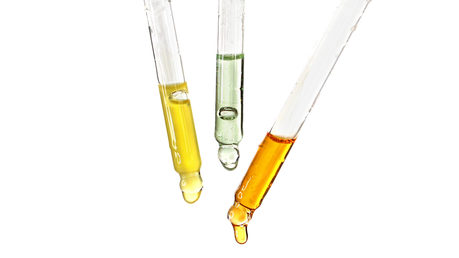 How to Layer Facial Oils for Smooth, Hydrated Skin
